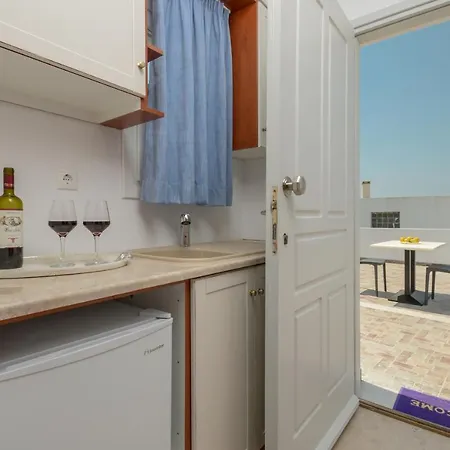 Aggidia Guest Houses *